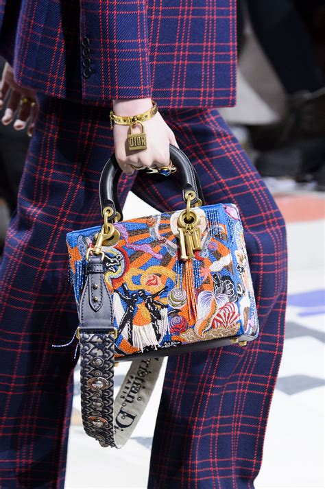 dior spring-summer 2022 bags